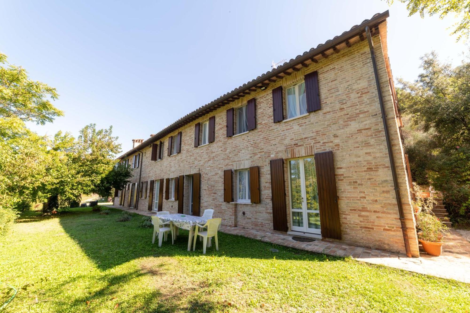 Ca' Maggetti Villa Урбино Екстериор снимка